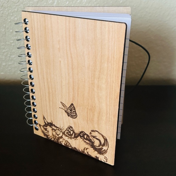 🦋 Kitten & Butterfly Wooden Artisan Handmade Notebook - Picture 2 of 6
